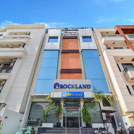 Fabhotel Rockland Nuova Delhi Esterno foto