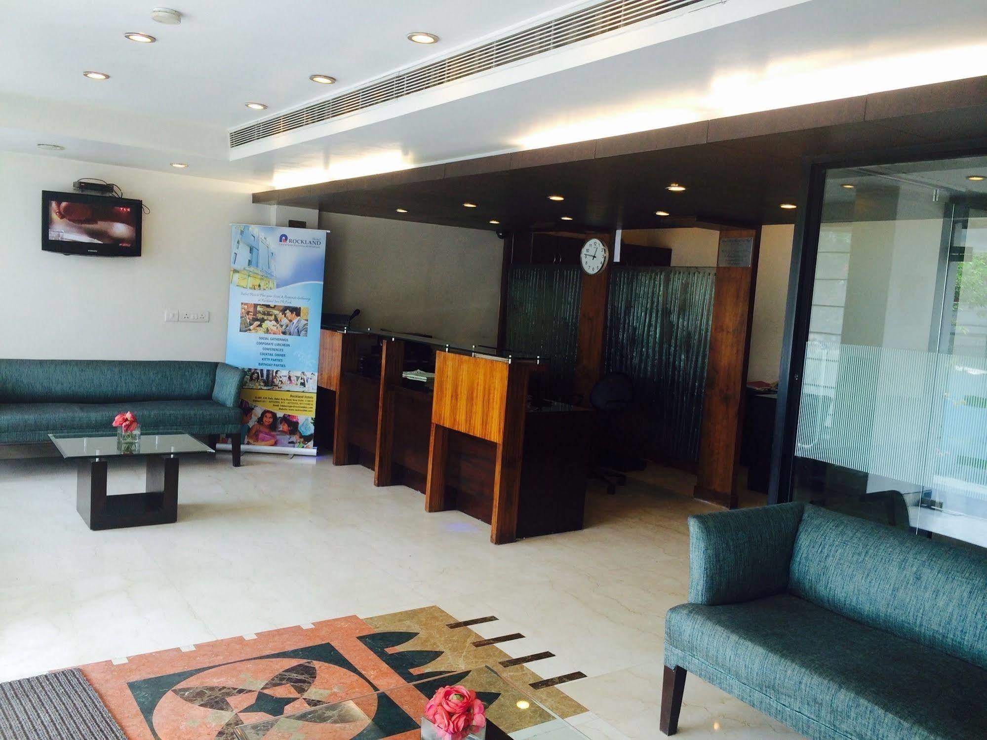 Fabhotel Rockland Nuova Delhi Esterno foto