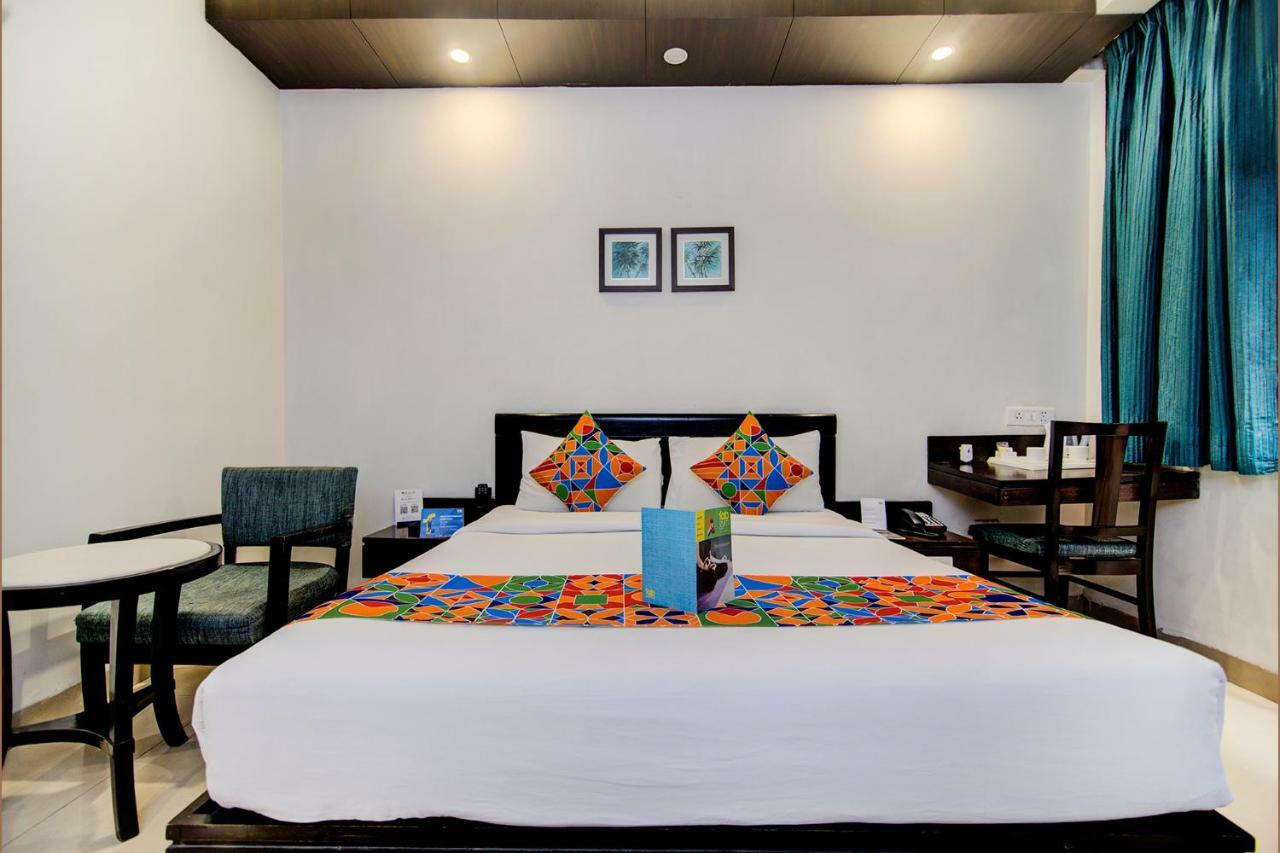 Fabhotel Rockland Nuova Delhi Esterno foto